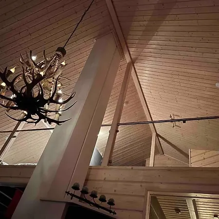 Levi Auroras - House In Utsuvaara, Levi, Finland *